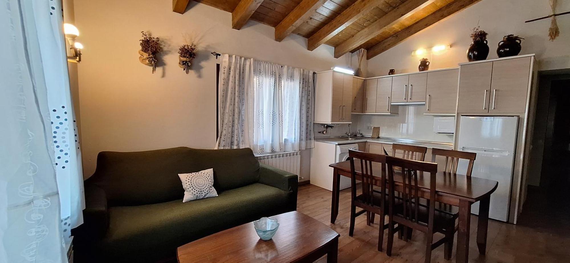 Apartamentos Turisticos Batlle Laspaules Bagian luar foto