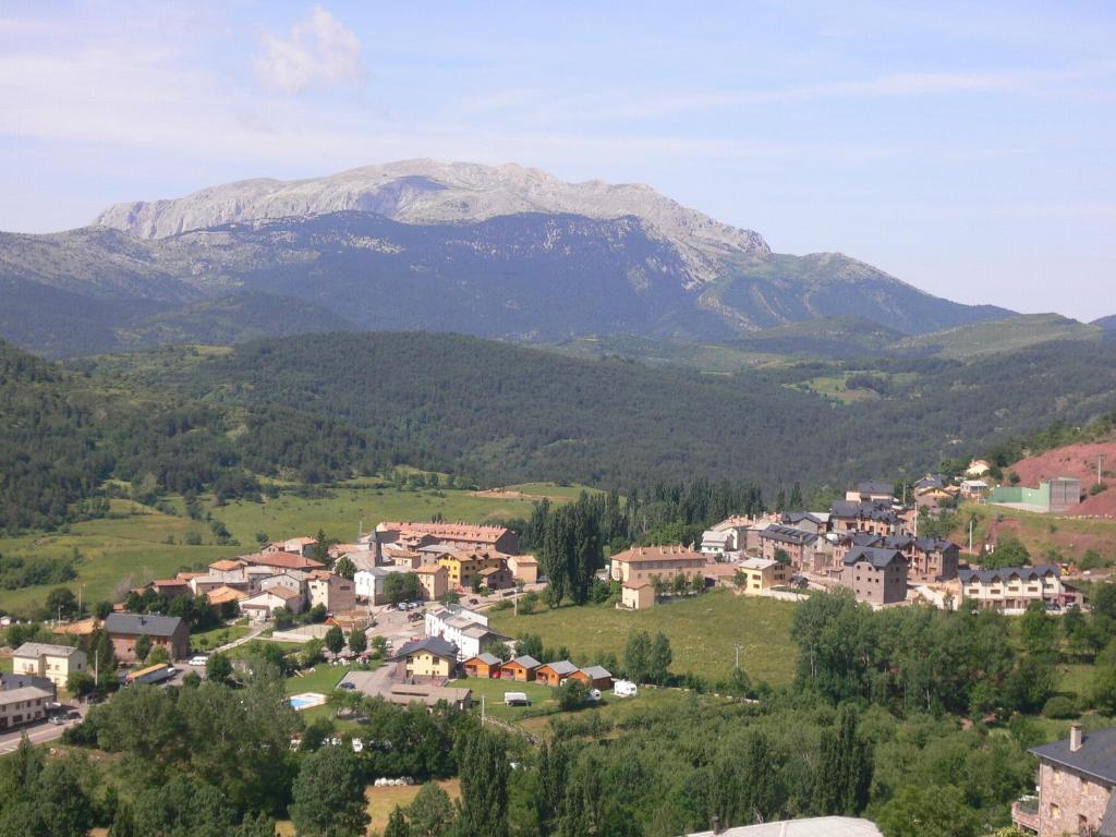 Apartamentos Turisticos Batlle Laspaules Bagian luar foto